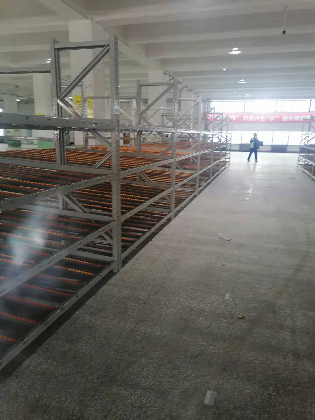 流利条货架 (13)